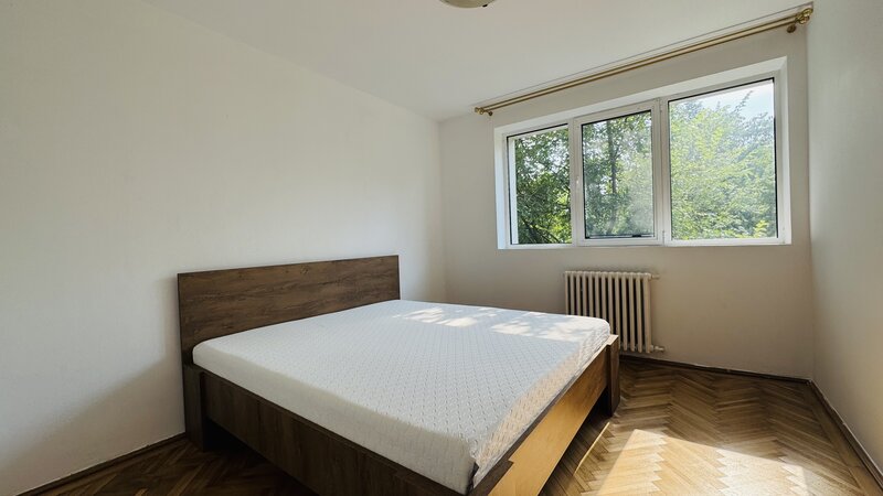 Afi, Drumul Taberei Timisoara 5 minute metrou 3 camere renovat