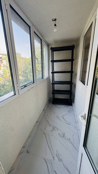 Afi, Drumul Taberei Timisoara 5 minute metrou 3 camere renovat